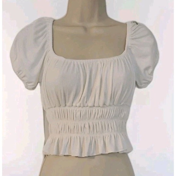 Forever 21 Tops - Forever‎ 21 Ivory Cropped Smock Peasant Top Y2K Short Puff Sleeve Women's Size S